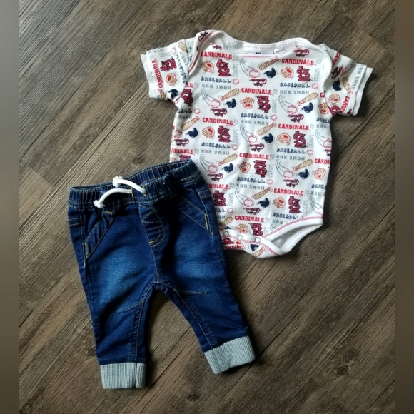 Cardinals Baseball 0 to 3 Months Outfit - Picture 1 of 3